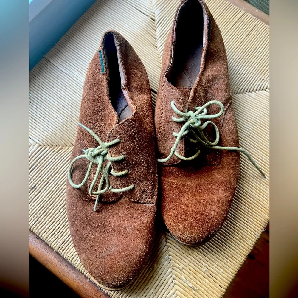G.H. Bass & Co Suede Oxfords - Picture 1 of 5